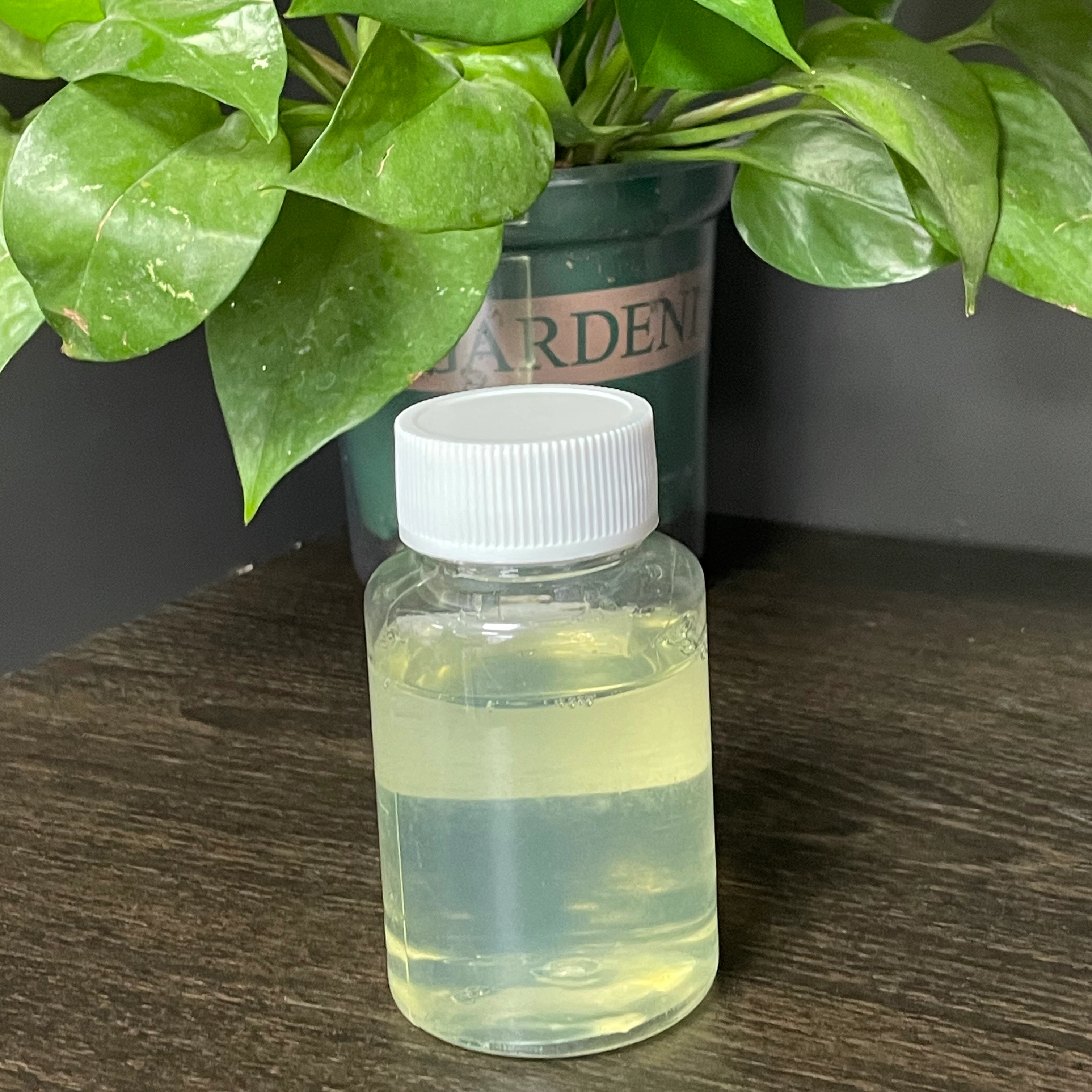 BIO -SAH ™ CA302 पॉलीकार्बोडिमाइड पानी -आधारित एंटी हाइड्रोलिसिस क्रॉसलिंकिंग एजेंट