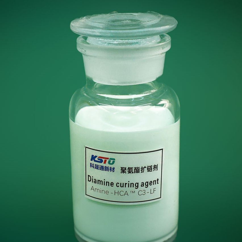 पॉलीयुरेथेन संश्लेषण में चेन एक्सटेंडर का उपयोग क्यों किया जाता है?