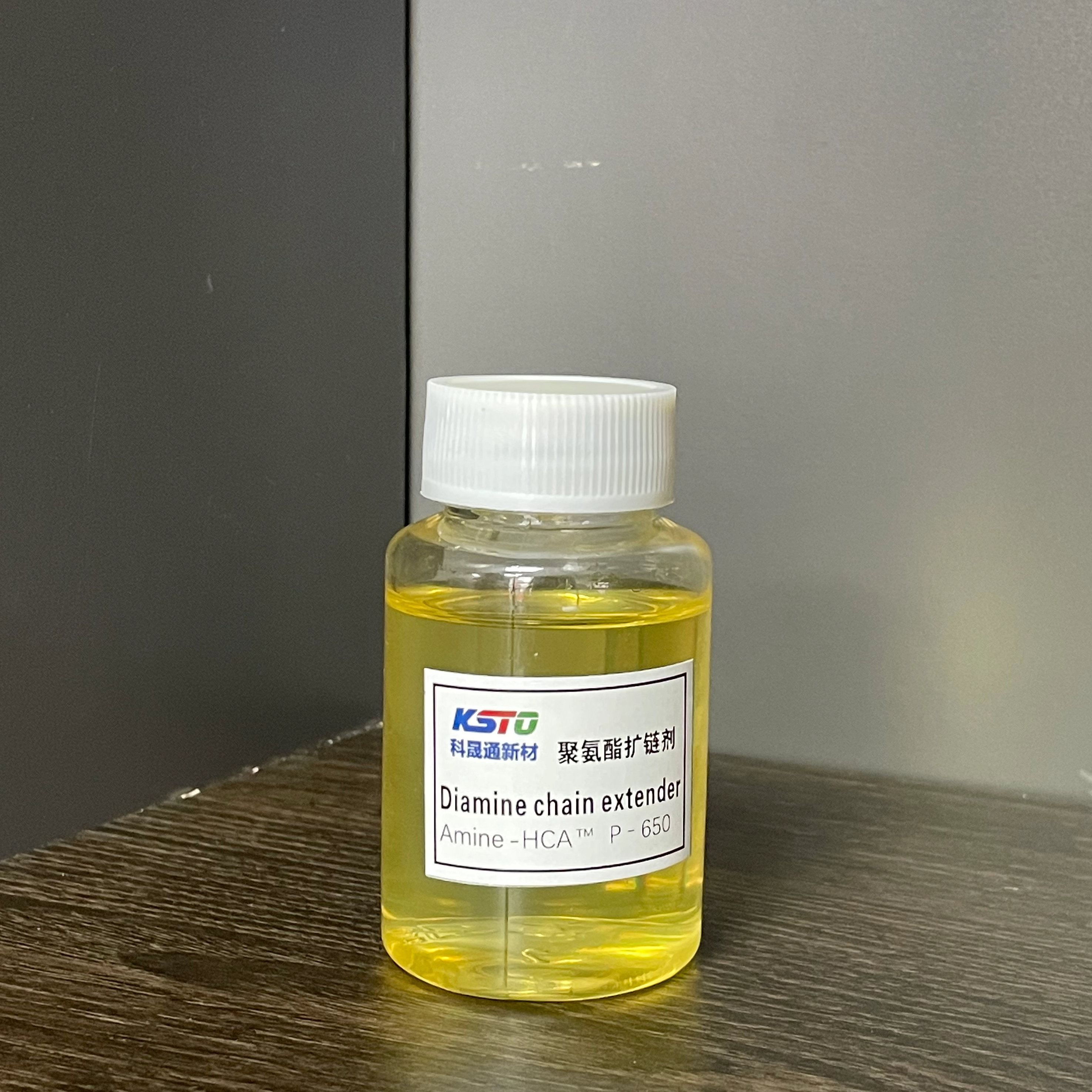 Amine-HCA ™ P-650 एमिनो-टर्मिनेटेड पॉलीथर चेन एक्सटेंडर सीलेंट में उपयोग किया जाता है